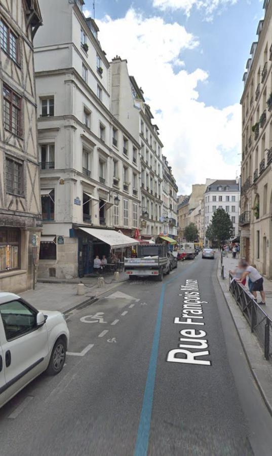 Appartamento Rue Francois Miron Parigi Esterno foto